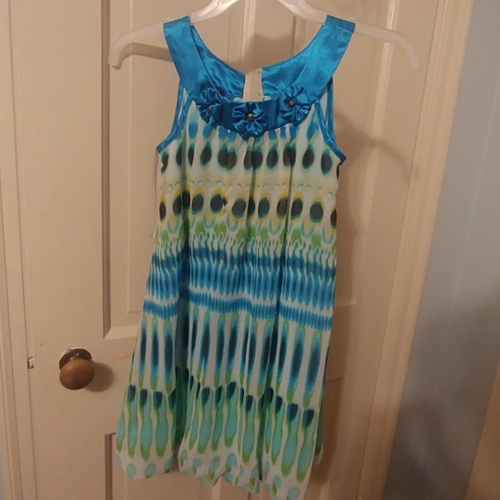 Girls dress size 8